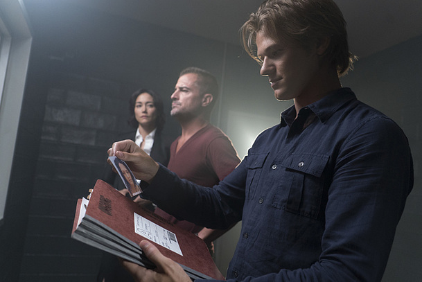 MacGyver: Tvůrce seriálu byl vyhozen, kvůli jeho chování uvažovala hlavní hvězda o sebevraždě | Fandíme serialům