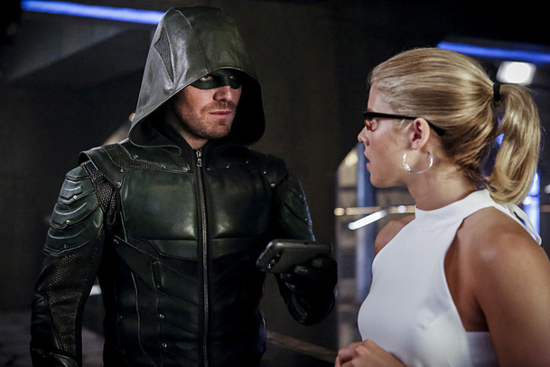 Arrow: Pátá sezona uzavře jednu kapitolu a změní celý seriál | Fandíme serialům