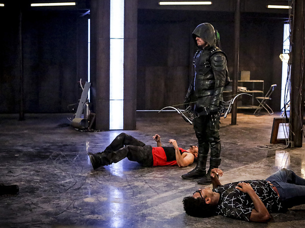 Flash & Arrow: První dojmy z nových dílů a co bude dál | Fandíme serialům