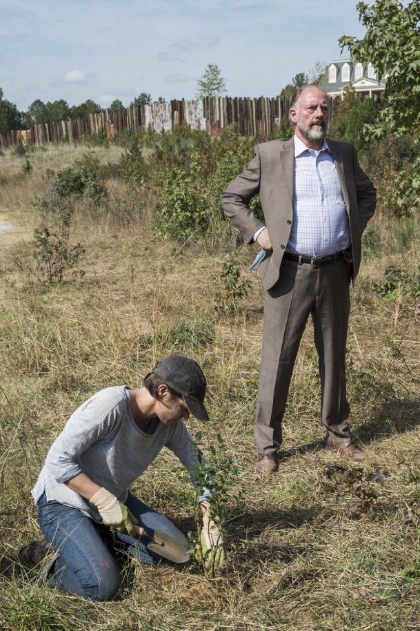 Živí mrtví: Sedmá řada cliffhangerem neskončí | Fandíme serialům