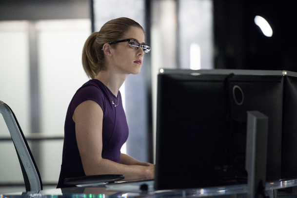 Arrow: Sedmá řada je poslední pro Felicity | Fandíme serialům