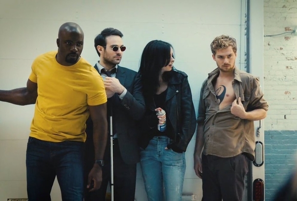 The Defenders: Nový teaser odhaluje datum premiéry | Fandíme serialům