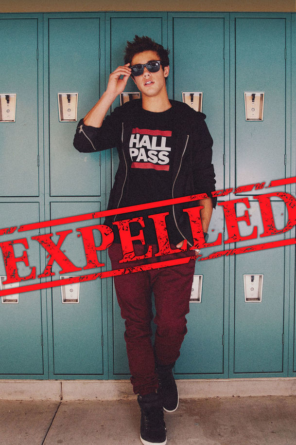 Expelled | Fandíme filmu