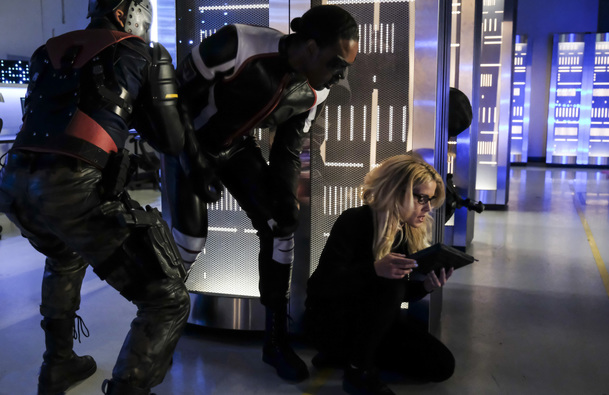 Arrow: Felicity v hlavní roli ve 4. epizodě | Fandíme serialům