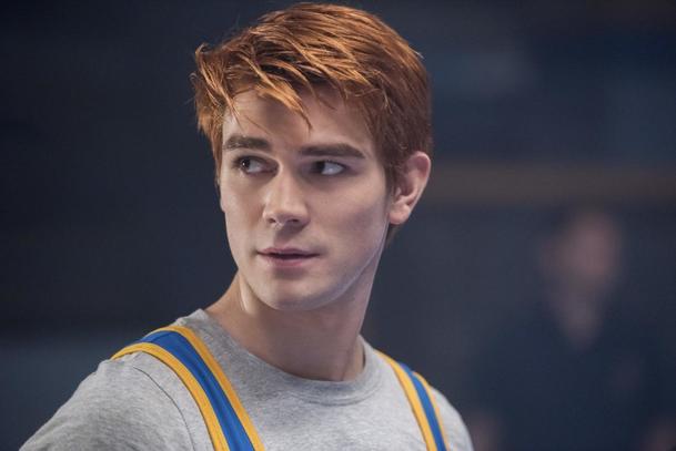 Riverdale: Nový trailer odhaluje vzrůstající rivalitu hlavních postav | Fandíme serialům