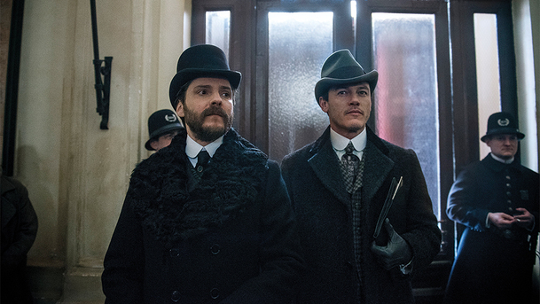 The Alienist: První dojmy z krimi série plné hvězd | Fandíme serialům