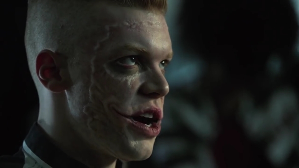 Gotham: Obsáhlý trailer odhaluje datum pokračování 4. řady | Fandíme serialům