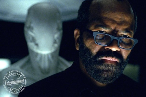 Westworld: Nové fotky Dolores z 2. série budí spekulace | Fandíme serialům