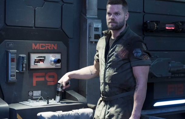 The Expanse 3 servíruje sedmnáct nových fotek | Fandíme serialům