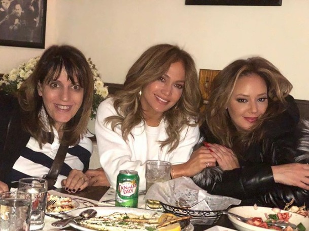 Dva z Queensu: Leah Remini měla nutit kolegu ke scientologii | Fandíme serialům