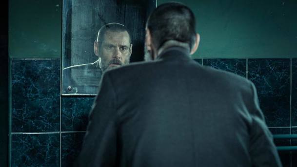 Dark Crimes: Jim Carrey vyšetřuje ponurou vraždu | Fandíme filmu