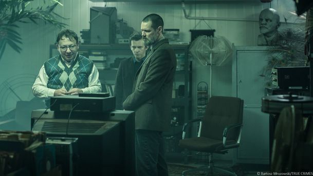 Dark Crimes: Jim Carrey vyšetřuje ponurou vraždu | Fandíme filmu