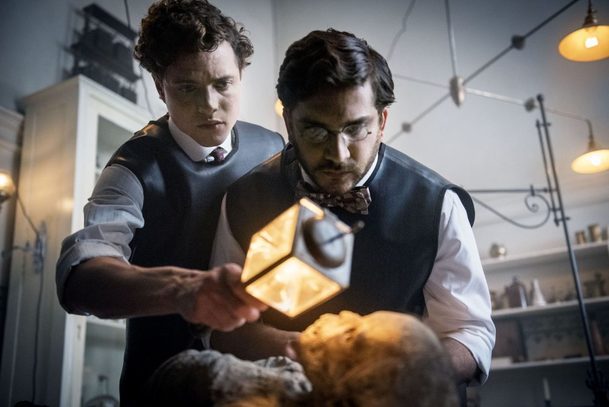 Angel of Darkness: Sequel The Alienist potvrzen | Fandíme serialům