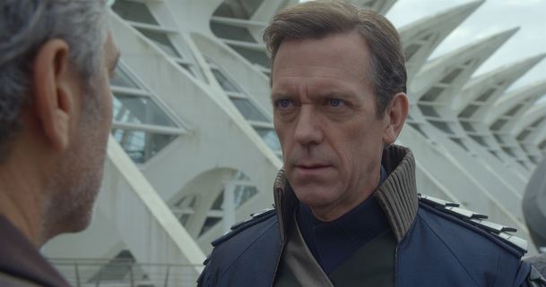 Avenue 5: Hugh Laurie míří do vesmíru | Fandíme serialům