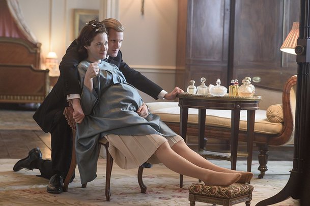 The Crown: Válka v královské ložnici? Kdo bral více peněz? | Fandíme serialům