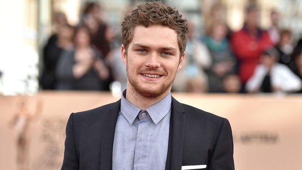 Hra o trůny: Finn Jones (Ser Loras) předpovídá konec 8. série | Fandíme serialům