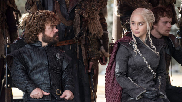 Hra o trůny: Miluje Tyrion Daenerys? | Fandíme serialům