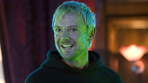 Doctor Who: John Simm by si rád zahrál s Jodie Whittaker | Fandíme serialům