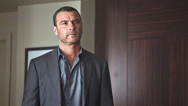 Ray Donovan: Tvůrci se zrušením série nepočítali, prozradili, co měli pro fanoušky do budoucna připraveno | Fandíme serialům