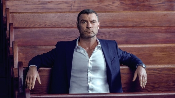 Ray Donovan: Tvůrci se zrušením série nepočítali, prozradili, co měli pro fanoušky do budoucna připraveno | Fandíme serialům