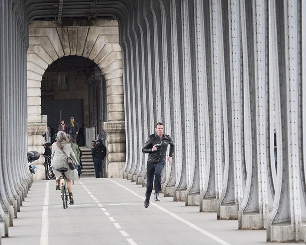 Whiskey Cavalier: Exkluzivní video z natáčení v Česku | Fandíme serialům