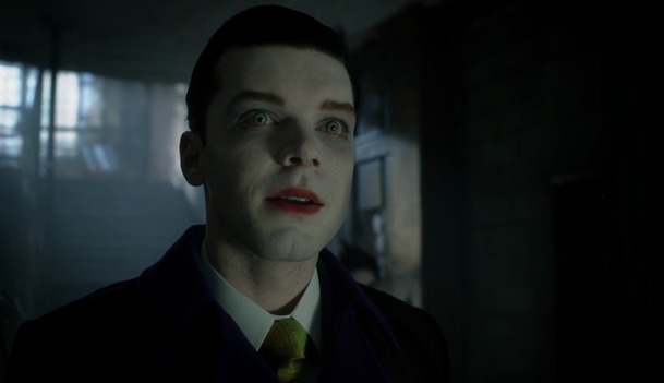 Gotham: „Joker“ Jeremiah v novém traileru | Fandíme serialům