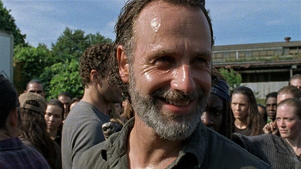 Živí mrtví: Rick Grimes se vrátí ve filmové trilogii | Fandíme serialům