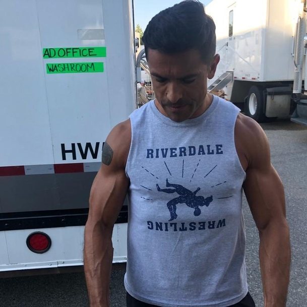 Riverdale: Hiram Lodge má milenku | Fandíme serialům