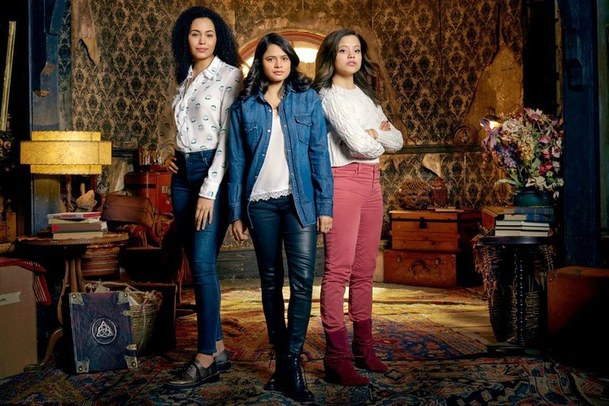 Charmed: Čarodějky fasují další epizody | Fandíme serialům