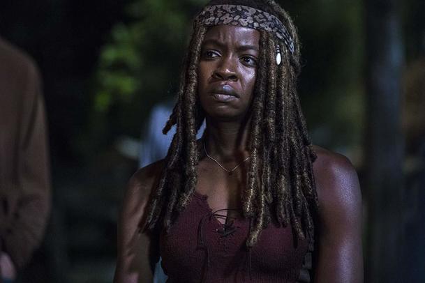 Živí mrtví: Představitelé Negana a Michonne myslí na režii | Fandíme serialům