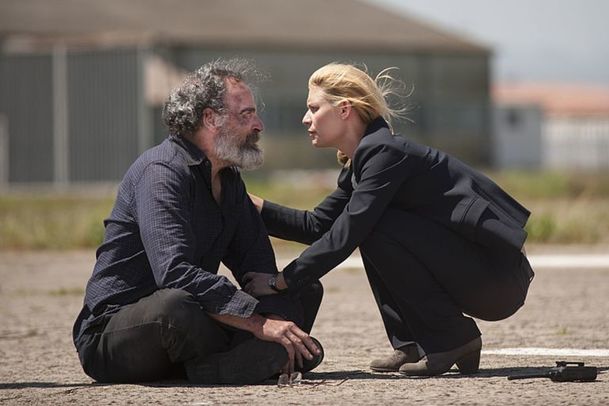 Homeland: Proč se poslední řady špionážní série dočkáme až příští rok | Fandíme serialům