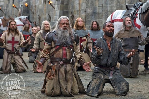 Knightfall: První plnohodnotný trailer na 2. řadu s datem premiéry! | Fandíme serialům