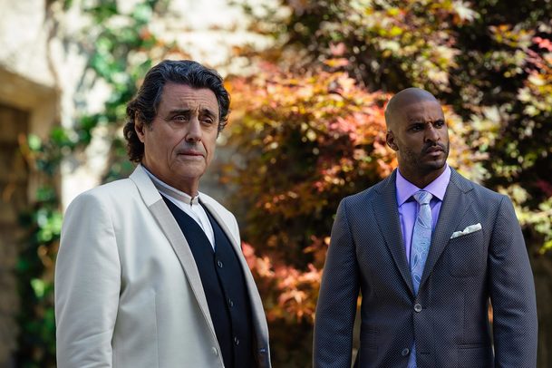 American Gods: Nová série, nový showrunner | Fandíme serialům