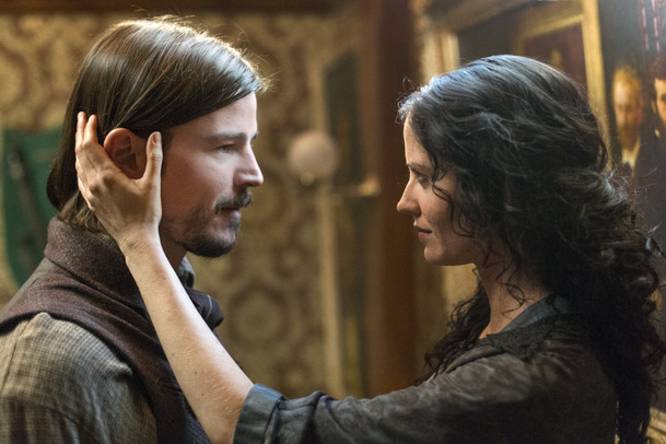 První dojmy: Penny Dreadful: City of Angels | Fandíme serialům