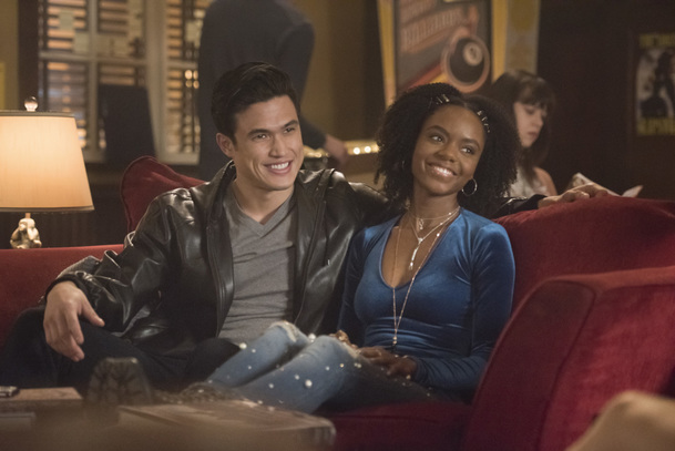 Riverdale: Ashleigh Murray si kvůli Katy Keene nezahraje ve 4. sérii | Fandíme serialům