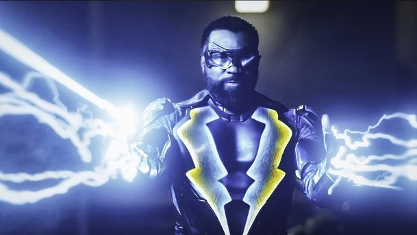 Black Lightning: Třetí série přichází, koukněte na trailer | Fandíme serialům