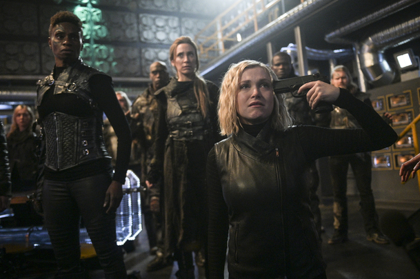 The 100: Stanice The CW dala zelenou pilotní epizodě prequelu | Fandíme serialům