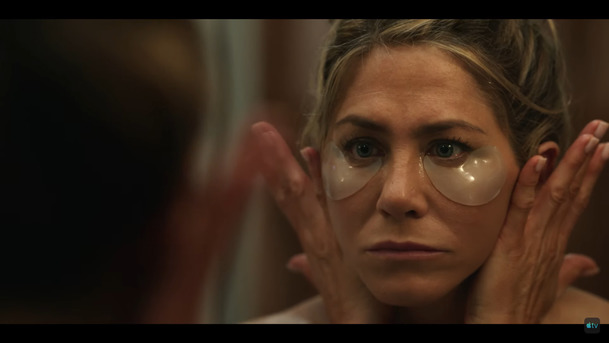 The Morning Show: Třaskavý svět zpráv s Jennifer Aniston představuje dramatický trailer | Fandíme serialům