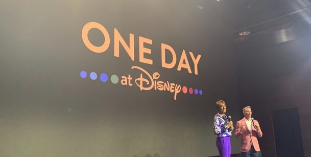 One Day at Disney: Nová docu-série se vás pokusí přesvědčit, že za Disneyho mašinou na prachy je skutečné srdíčko | Fandíme serialům