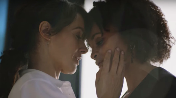 The L Word: Lesbický seriál se po letech vrací na obrazovky | Fandíme serialům