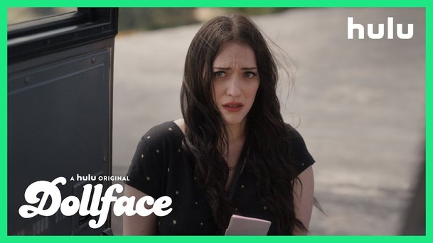 Dollface: Nový seriál chce učit ženy, jak se mezi sebou přátelit | Fandíme serialům