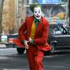 Box Office speciál: Phillipsův Joker s tváří Joaquina Phoenixe mohutně boduje v pokladnách amerických kin | Fandíme filmu