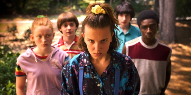 Stranger Things: Koukněte na sadu vtipných pokažených scén ze všech tří sérií | Fandíme serialům