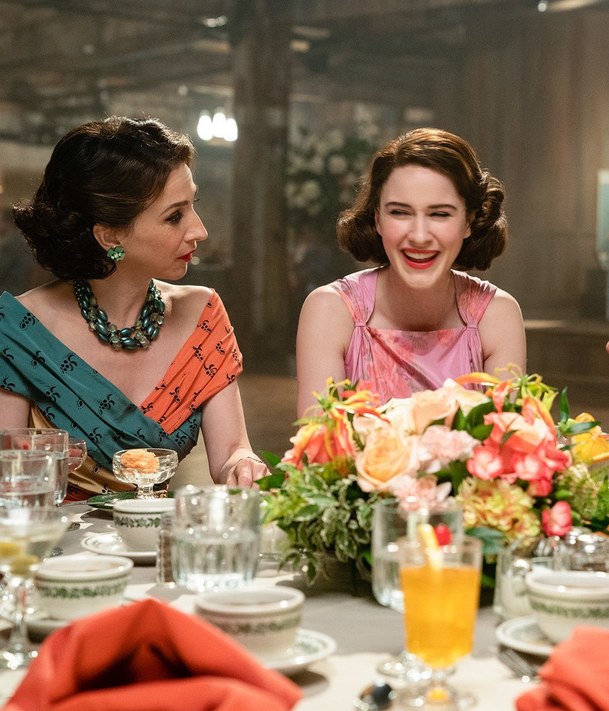 The Marvelous Mrs. Maisel: Týden po premiéře třetí řady byla schválena čtvrtá | Fandíme serialům