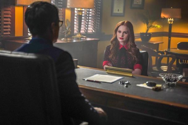 Riverdale: Diváky čeká crossover s představitelkou Katy Keene | Fandíme serialům