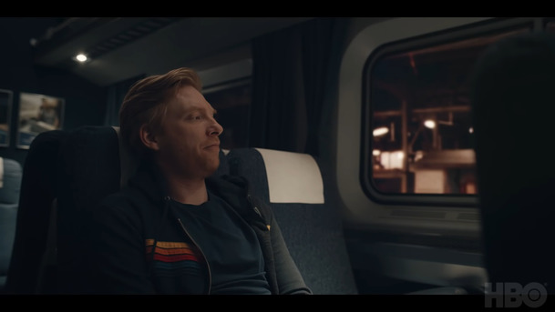 Run: Domhnall Gleeson a Merritt Wever se vydávají na útěk v první upoutávce | Fandíme serialům