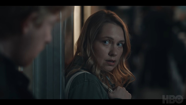 Run: Domhnall Gleeson a Merritt Wever se vydávají na útěk v první upoutávce | Fandíme serialům