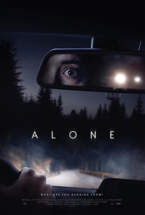 Alone: Sériový  vrah terorizuje zlomenou vdovu | Fandíme filmu