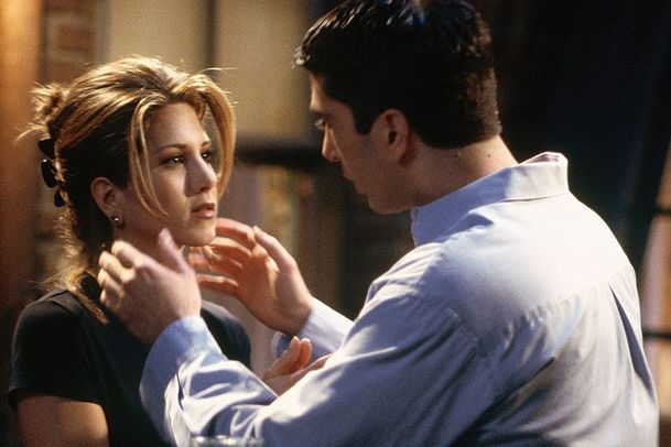 Přátelé: Jennifer Anniston slibuje, že speciál po letech bude i přes odklady stát za to | Fandíme serialům