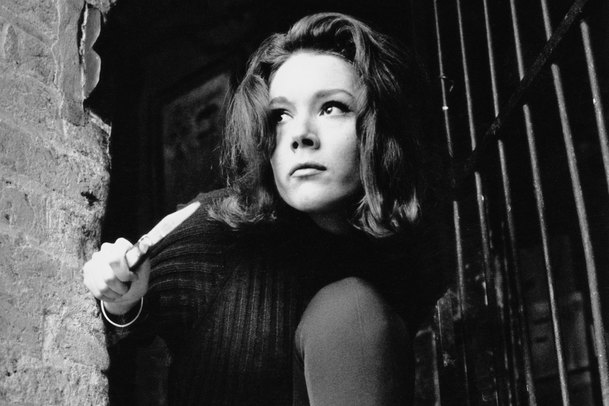 Zemřela Diana Rigg, v posledních letech známá jako lady Olenna ze Hry o trůny | Fandíme serialům